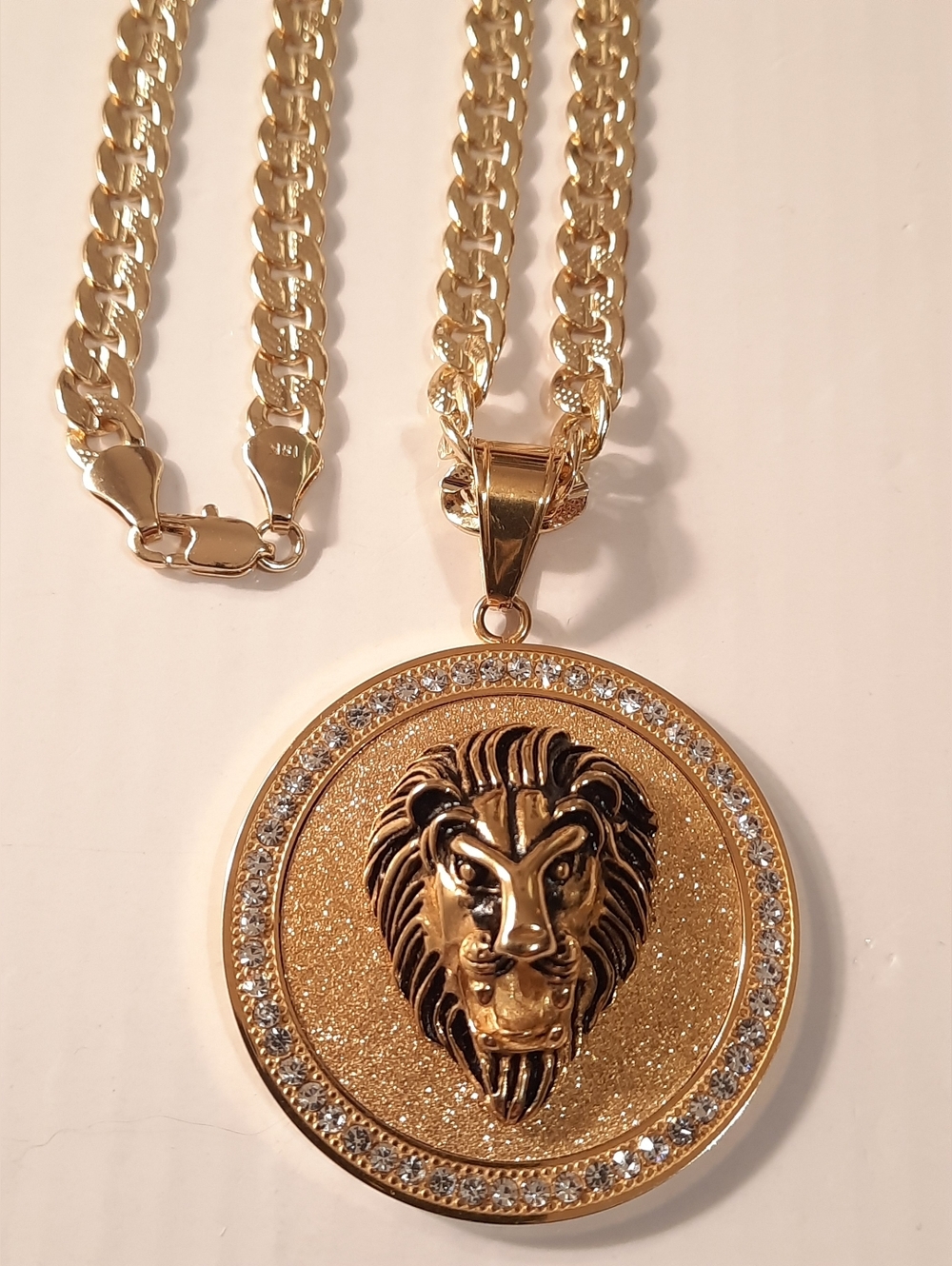 18k Gp Gold  Chain And Gold Stainless Steel Lion Medallion Pendant Necklace